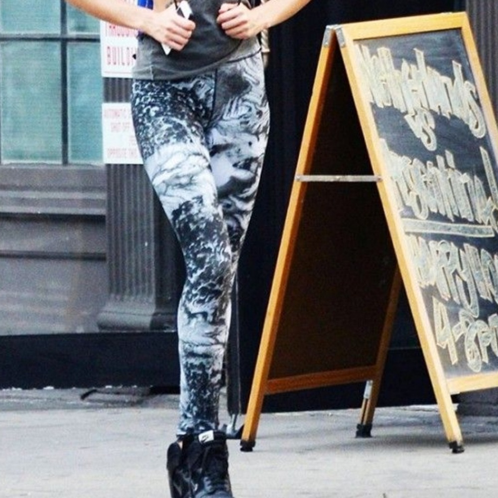 MARBLED BUTTER SOFT LEGGINGS
